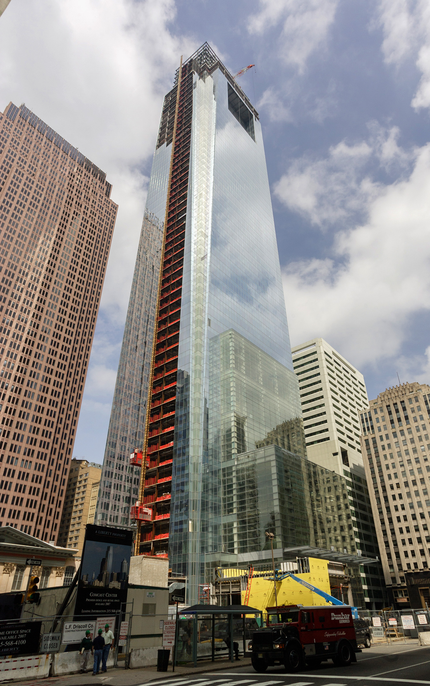 Comcast Center, Philadelphia - Under construction. © Mathias Beinling